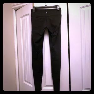 Black Lululemon full length tights
